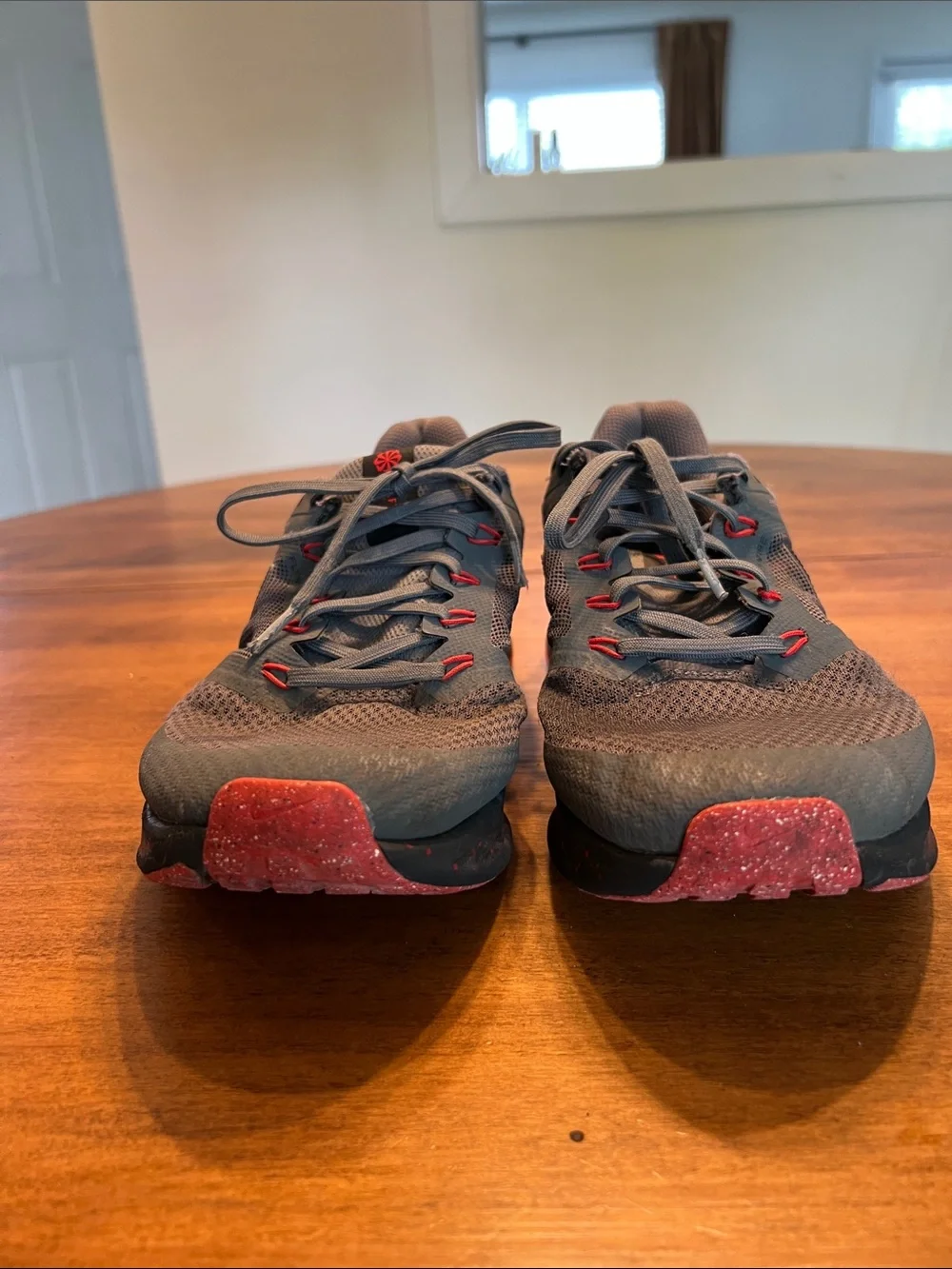 Nike breathable gray